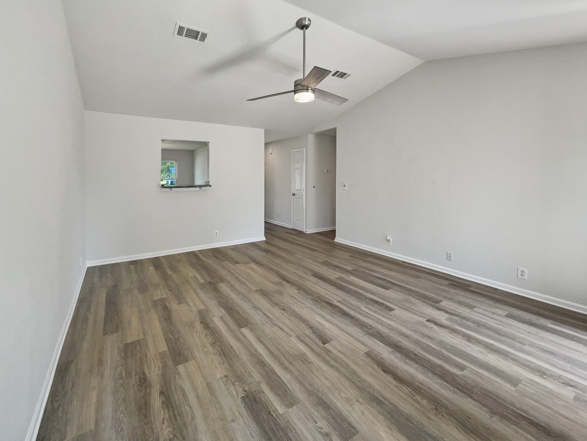 7513 W Winchester Dr Property Photo 14