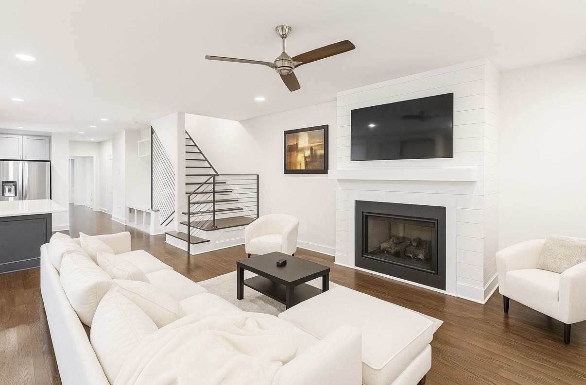 1114b 2nd Ave, S Property Photo 1