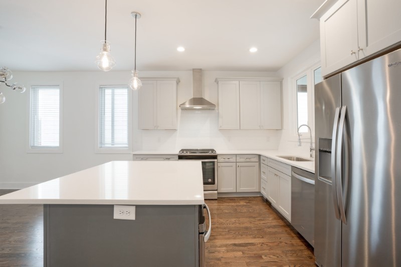 1114b 2nd Ave, S Property Photo 6