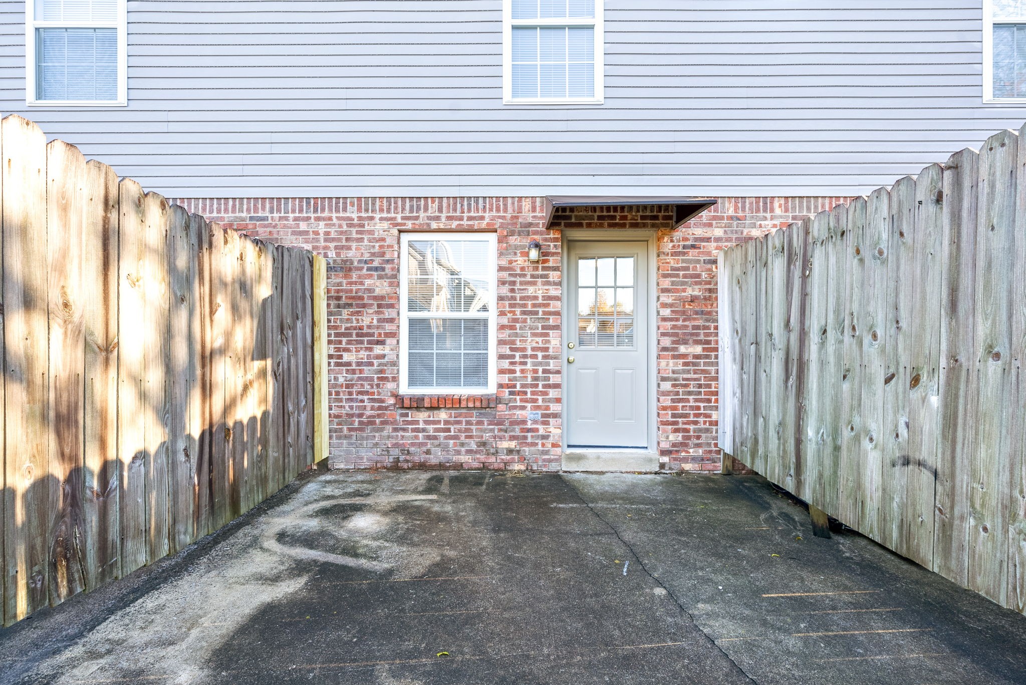 2303 Raleigh Ct Property Photo 24