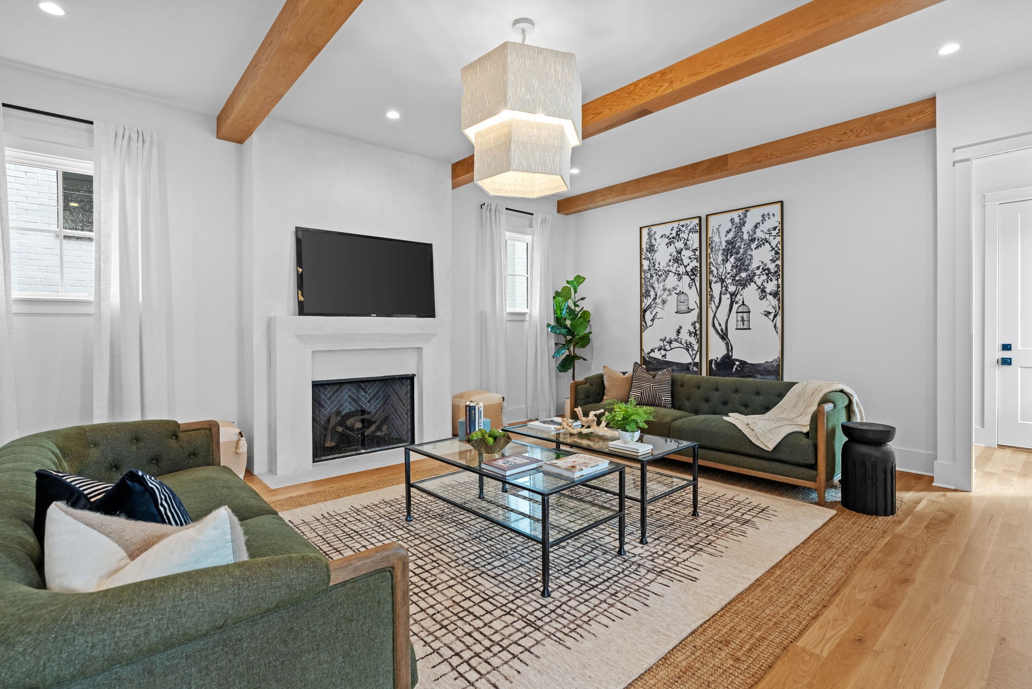 3411 Richards St Property Photo 3