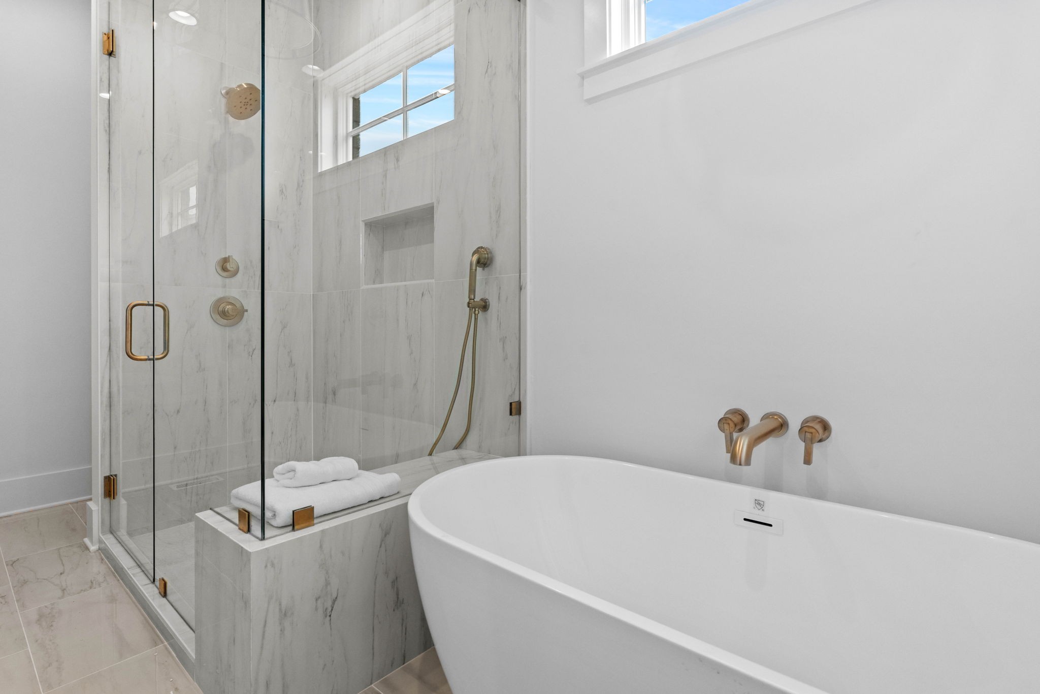 3411 Richards St Property Photo 20