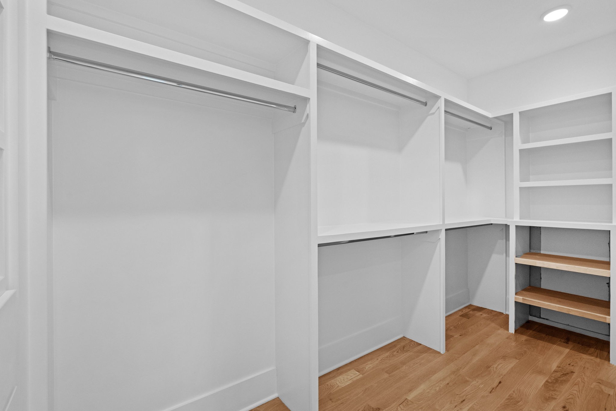 3411 Richards St Property Photo 28