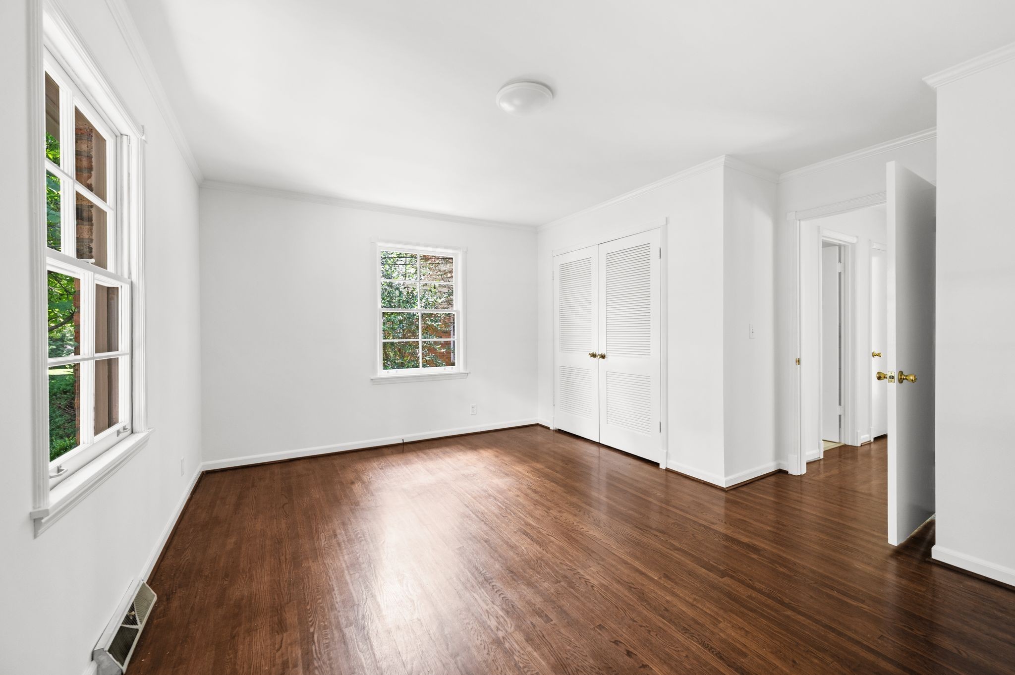 703 Woodleigh Dr Property Photo 11