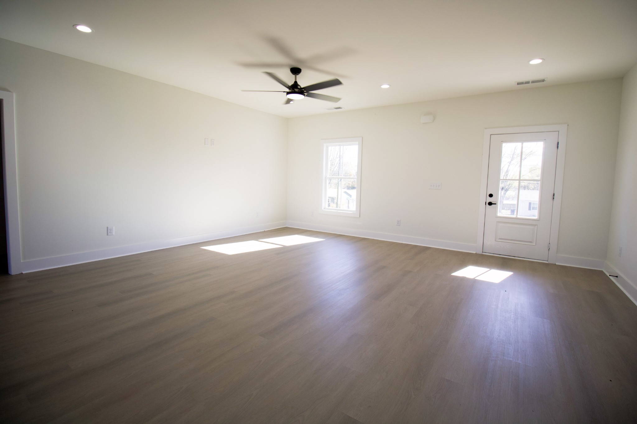 126 Old Westmoreland Rd Property Photo 8