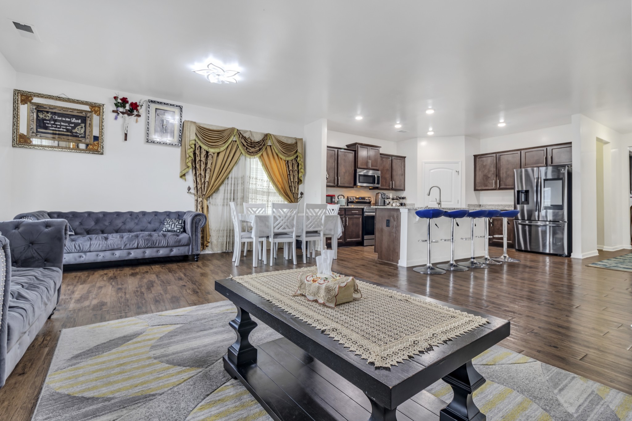 838 Seven Oaks Blvd Property Photo 19