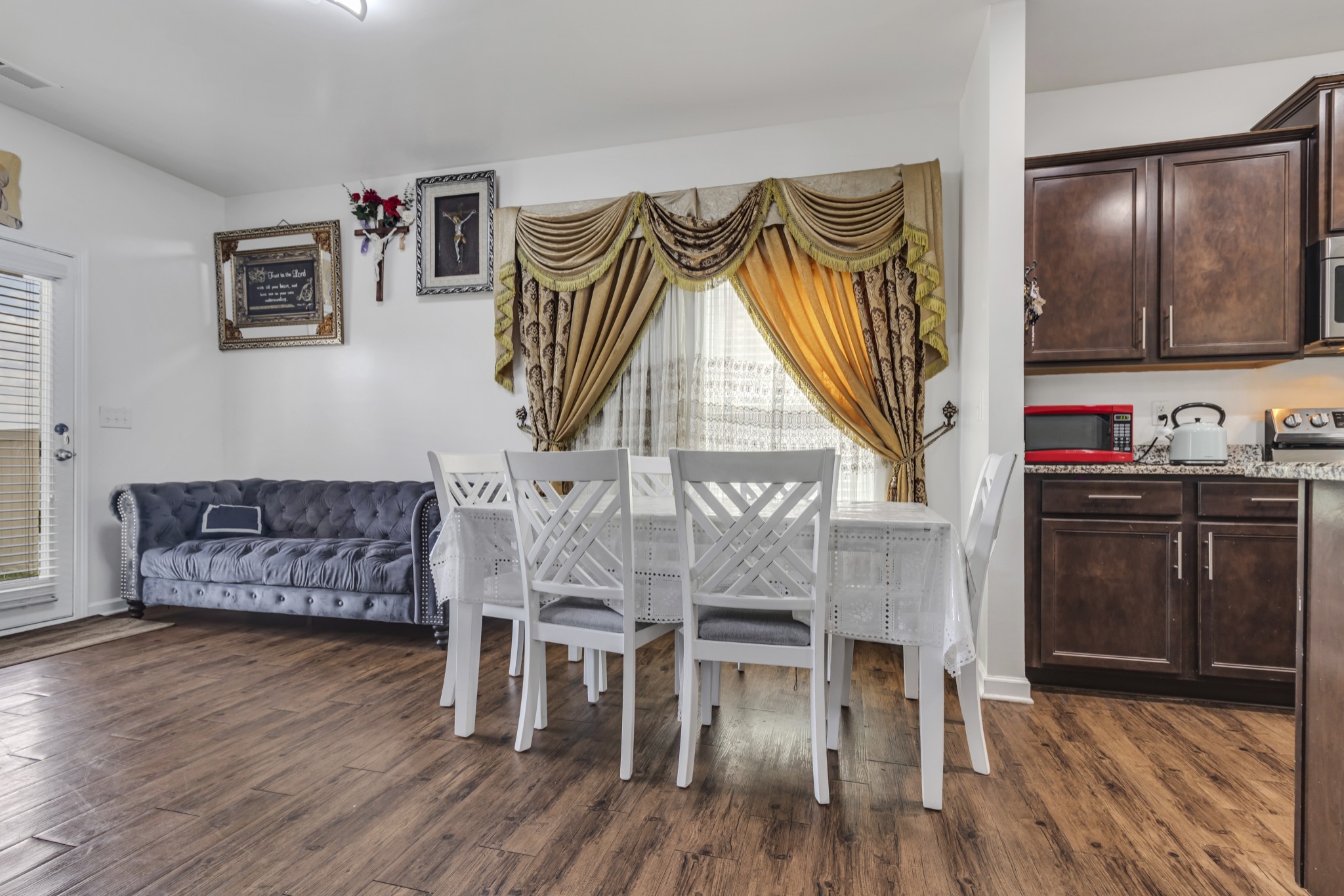 838 Seven Oaks Blvd Property Photo 21