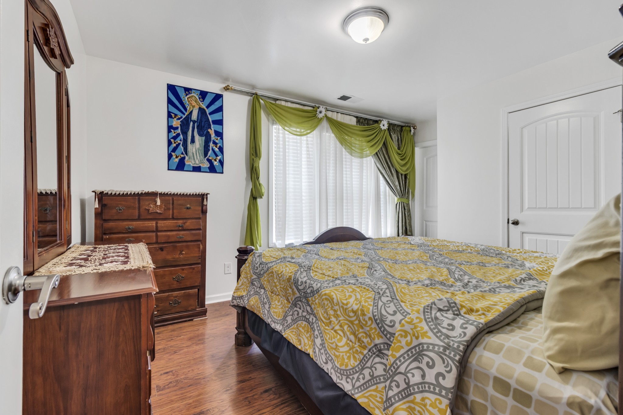 838 Seven Oaks Blvd Property Photo 33