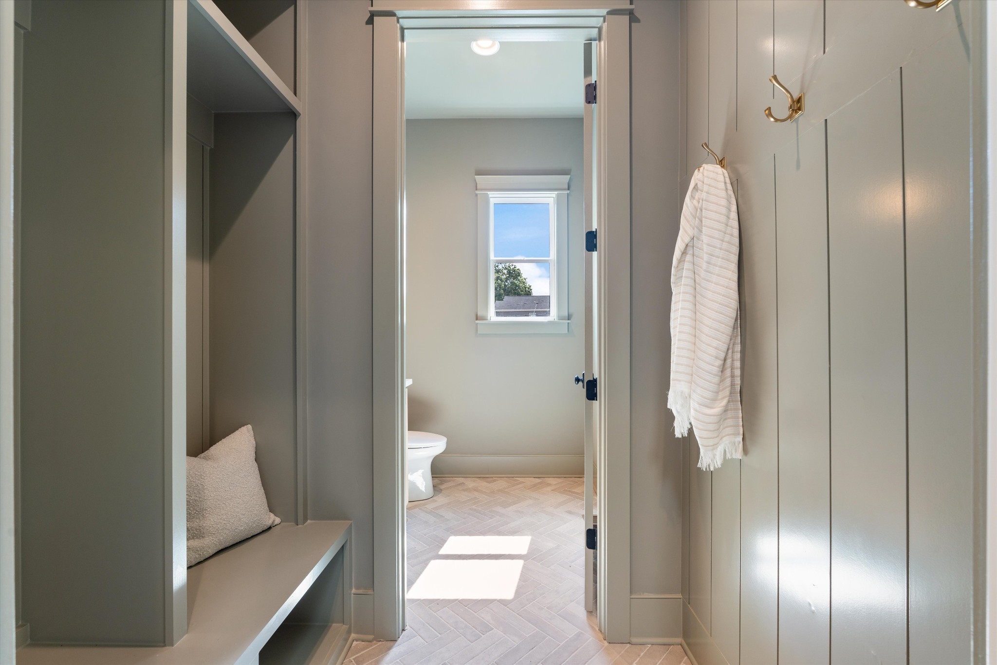 599 American Rd Property Photo 8