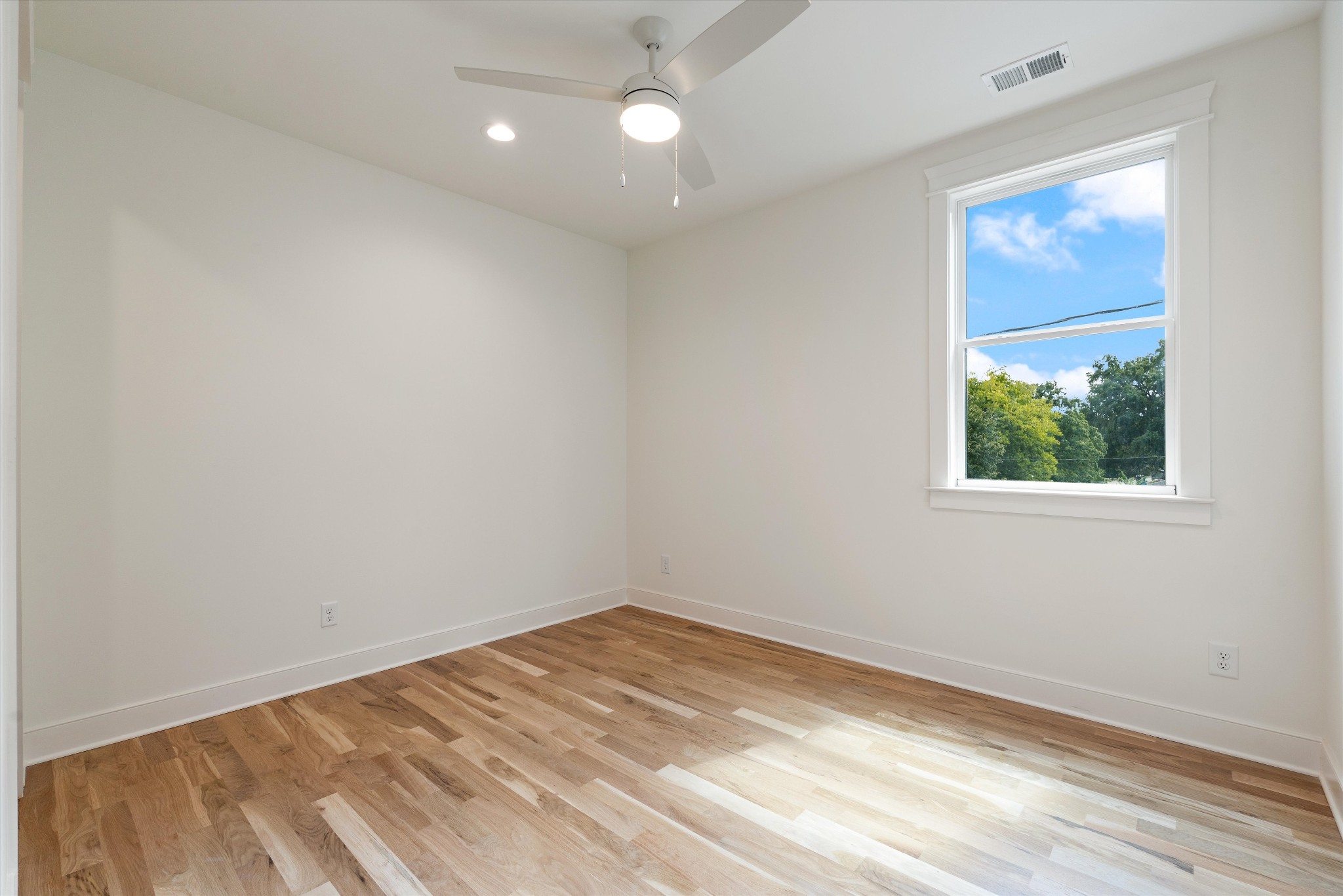 599 American Rd Property Photo 37