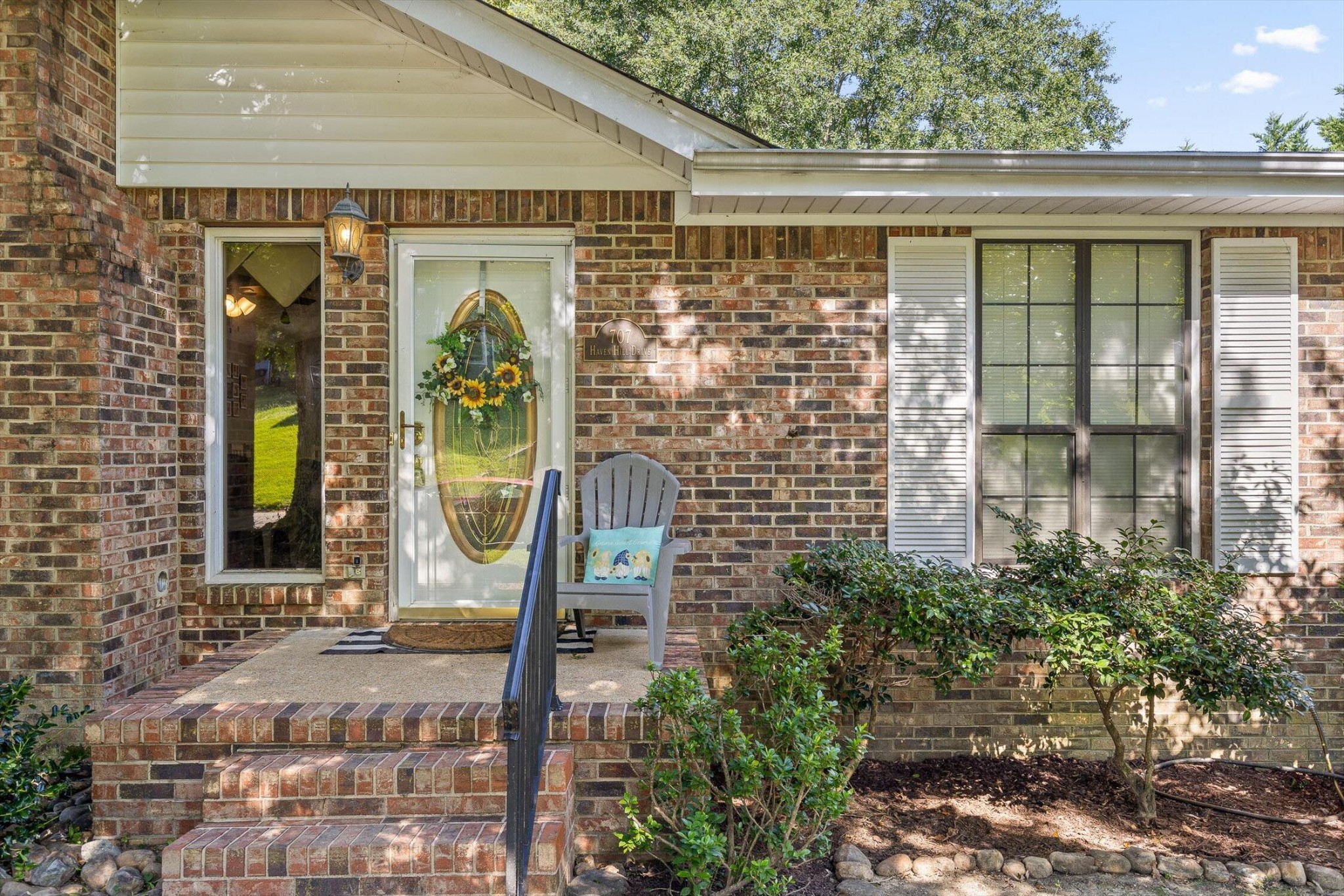 707709 Haven Hill Drive Property Photo 3