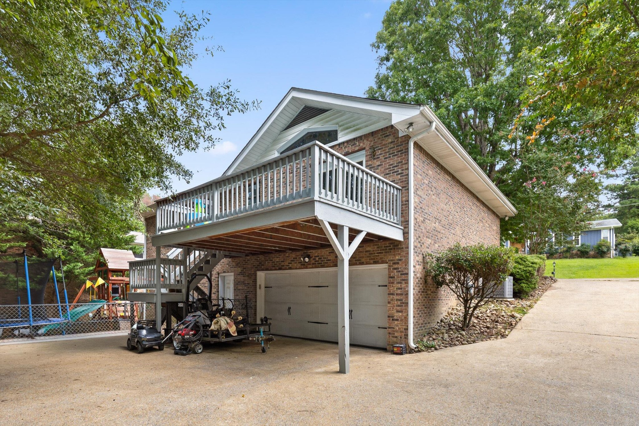 707709 Haven Hill Drive Property Photo 15