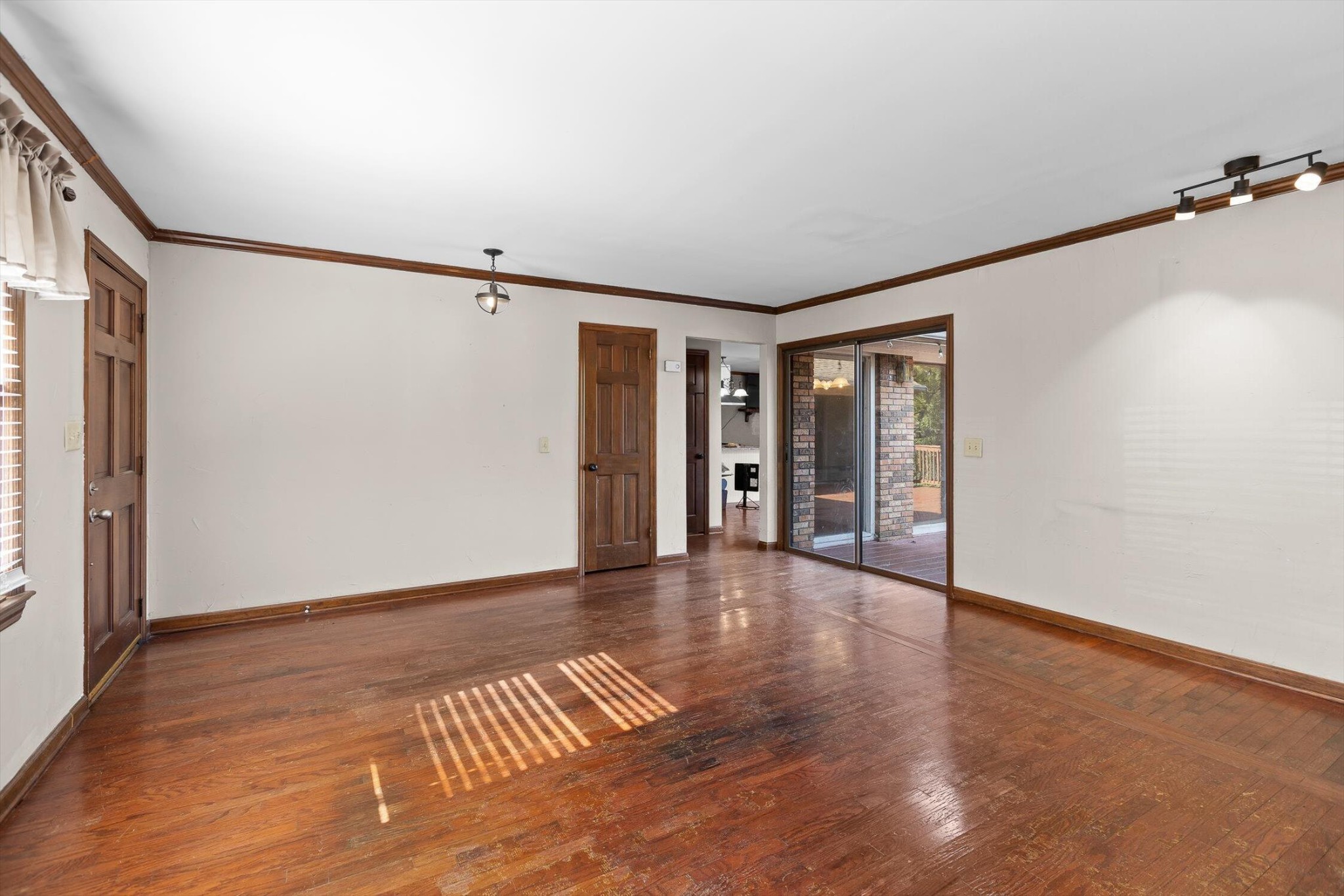 707709 Haven Hill Drive Property Photo 23