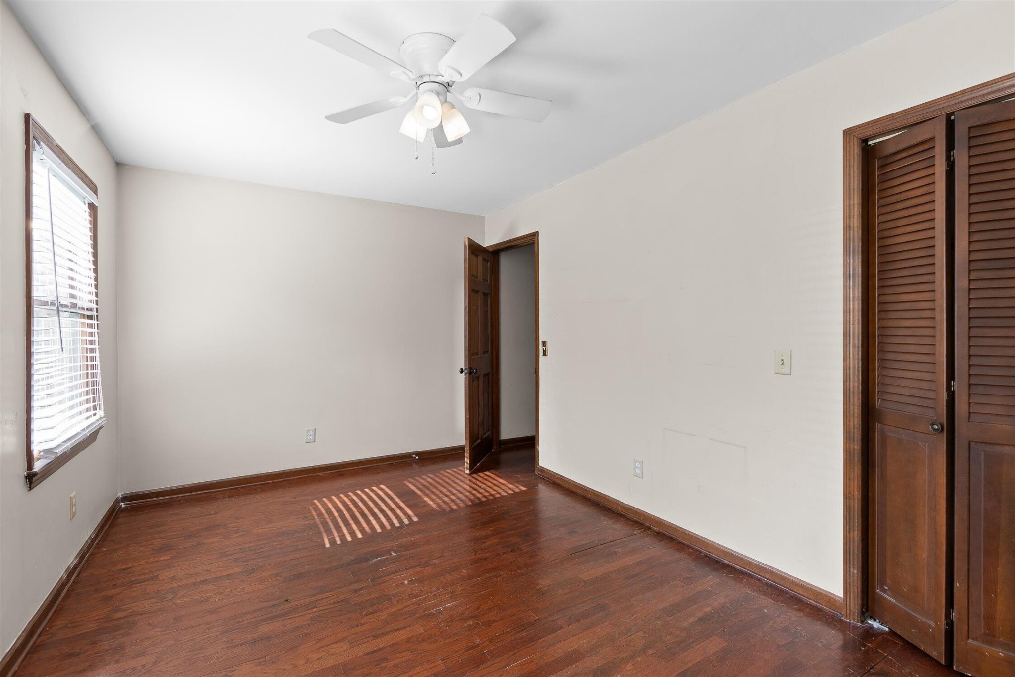 707709 Haven Hill Drive Property Photo 28