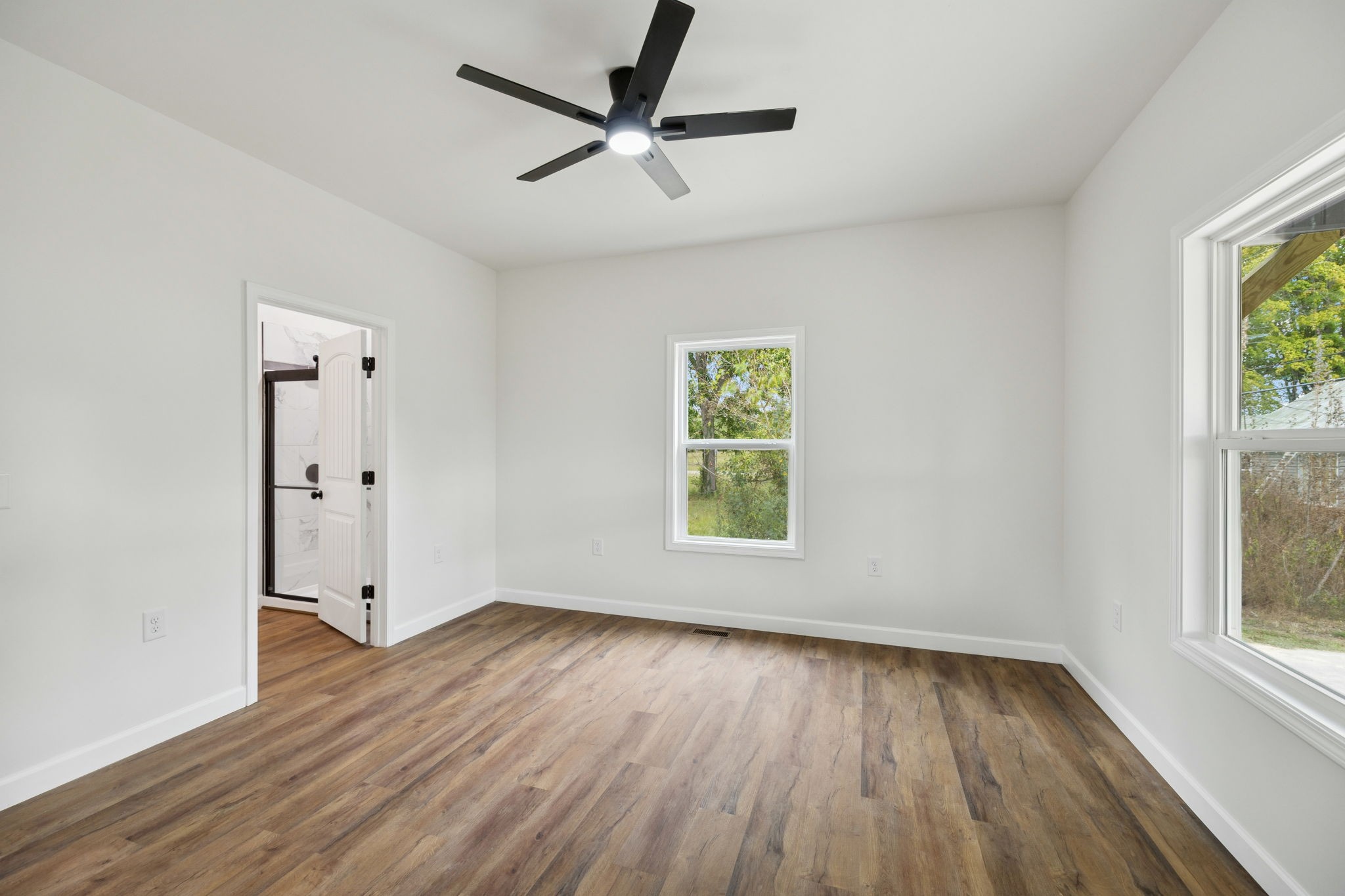 404 W 4th Ave Property Photo 39