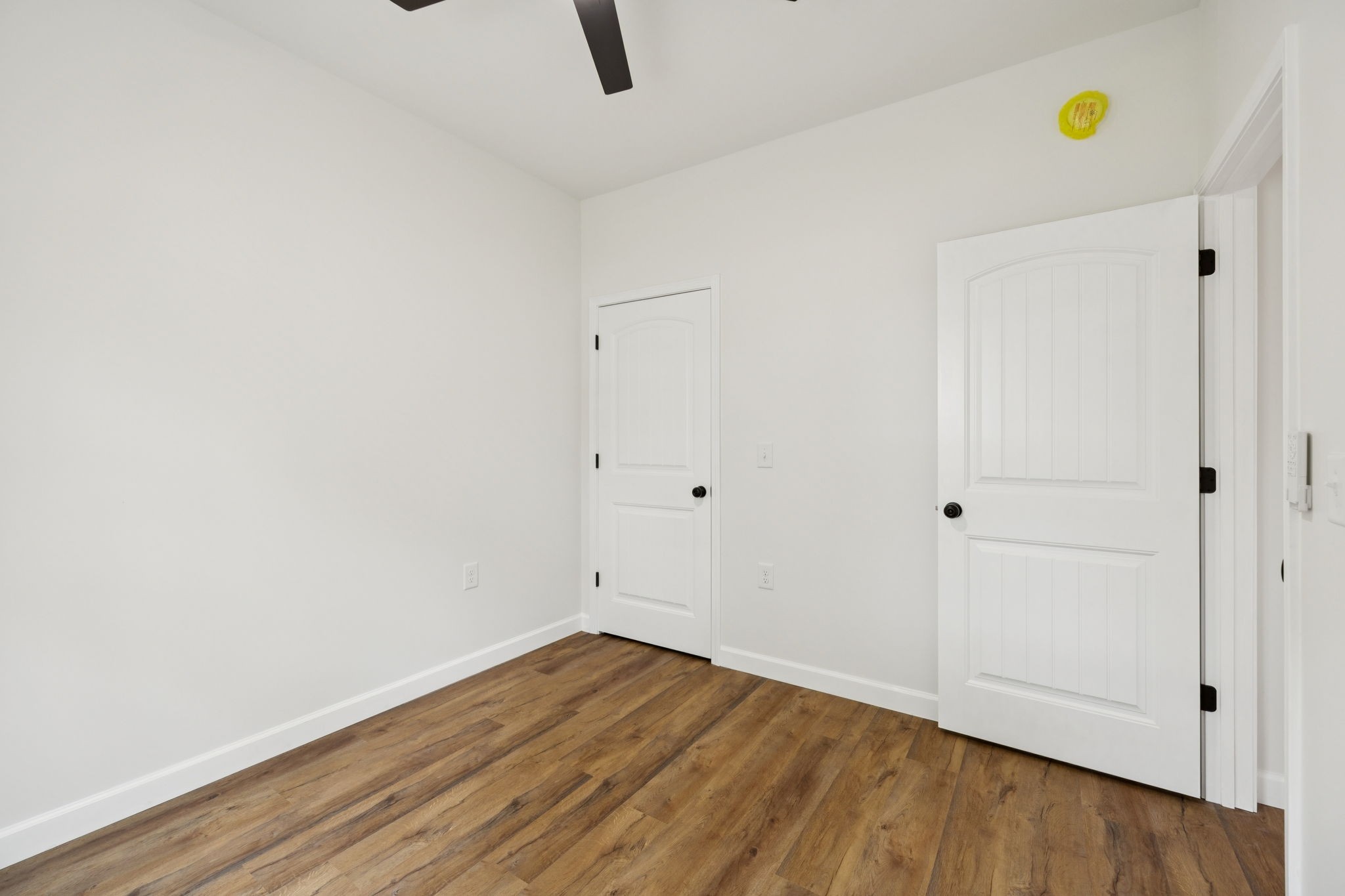 404 W 4th Ave Property Photo 51