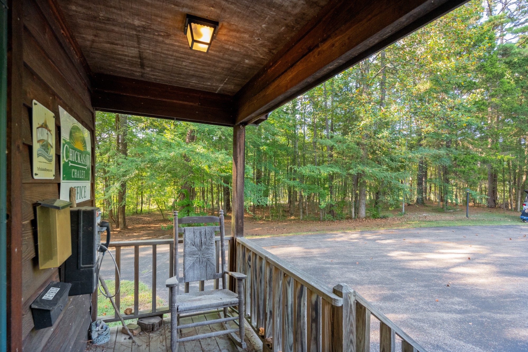 115 Chalet Ln Property Photo 65