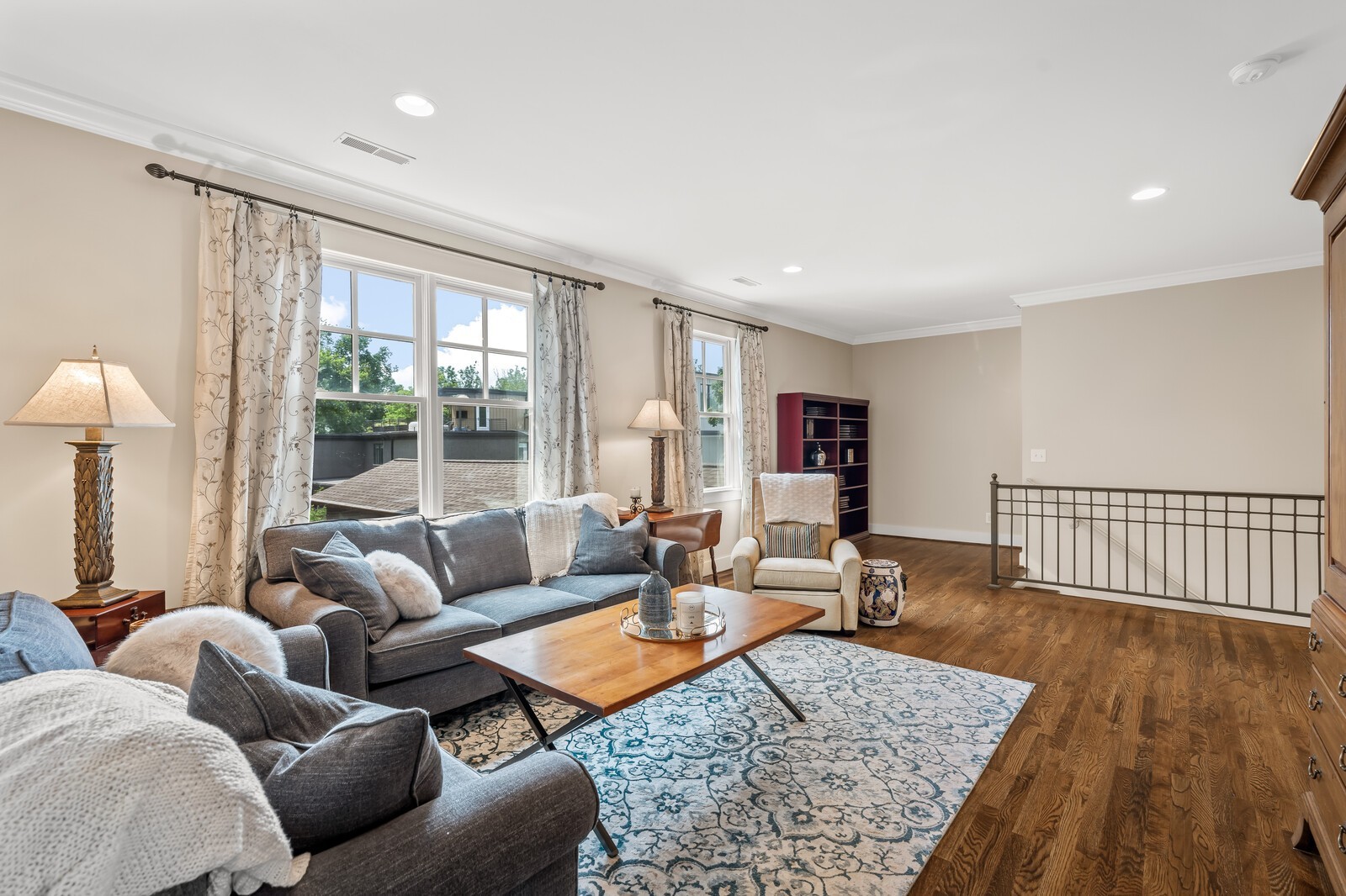 4189 Belmont Park Ter Property Photo 27