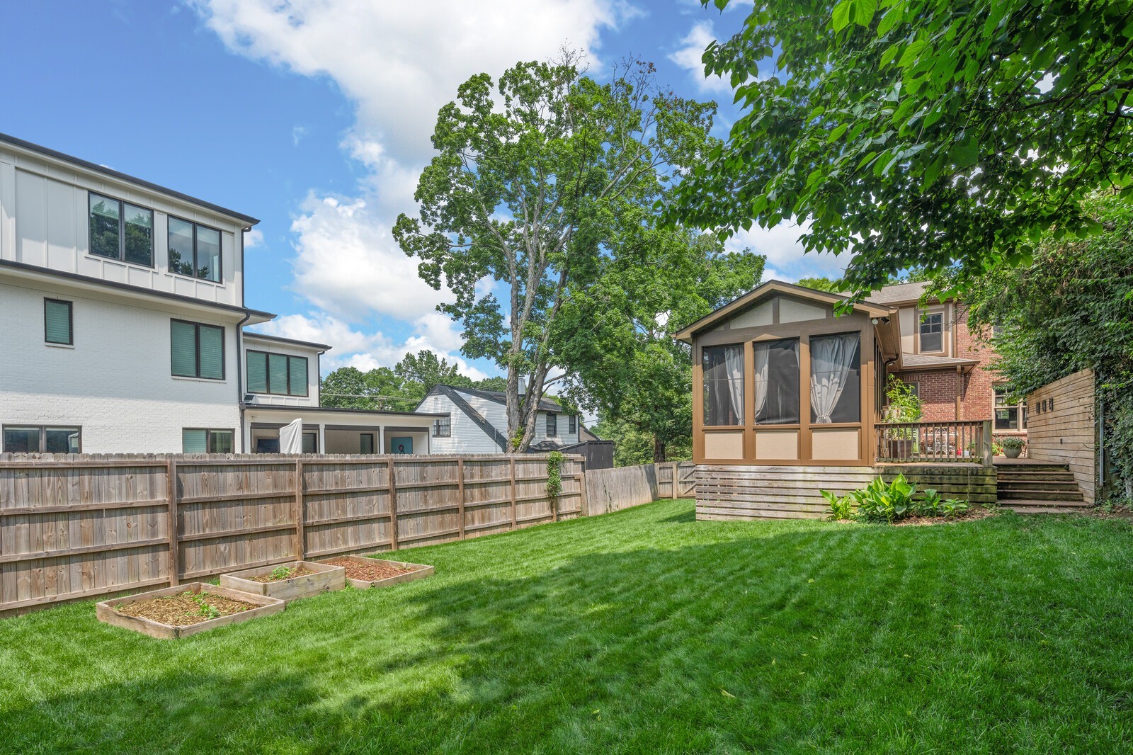 4189 Belmont Park Ter Property Photo 45