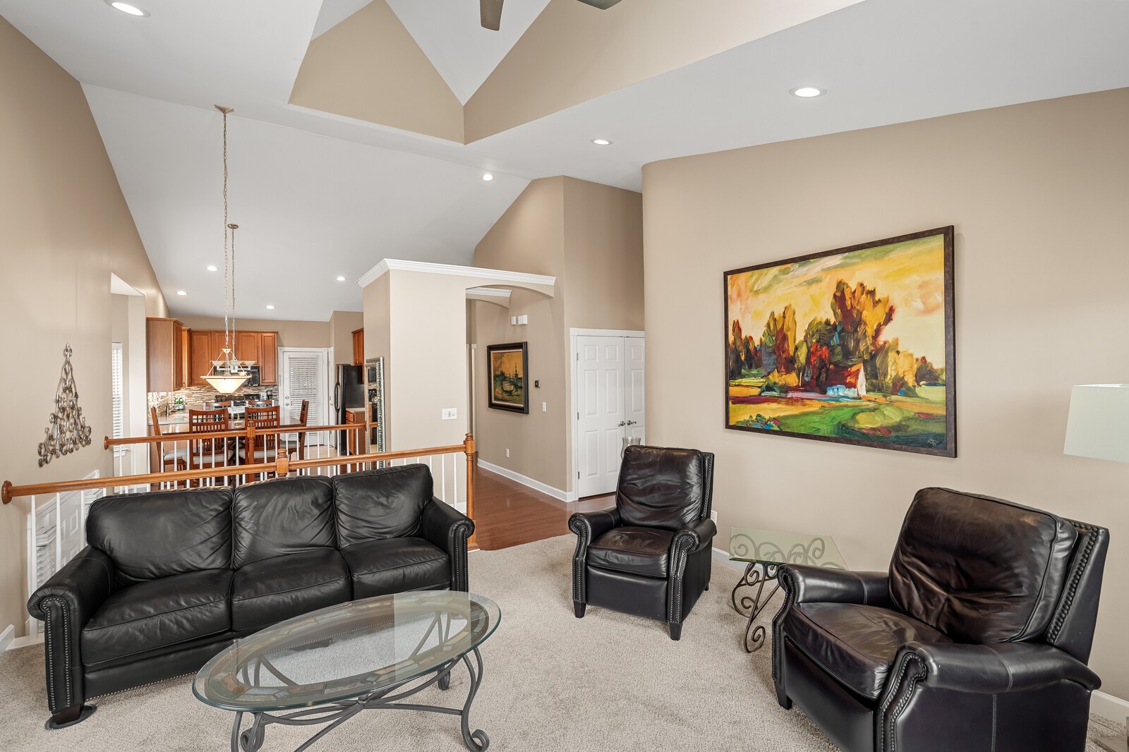 320 Riverstone Blvd Property Photo 7