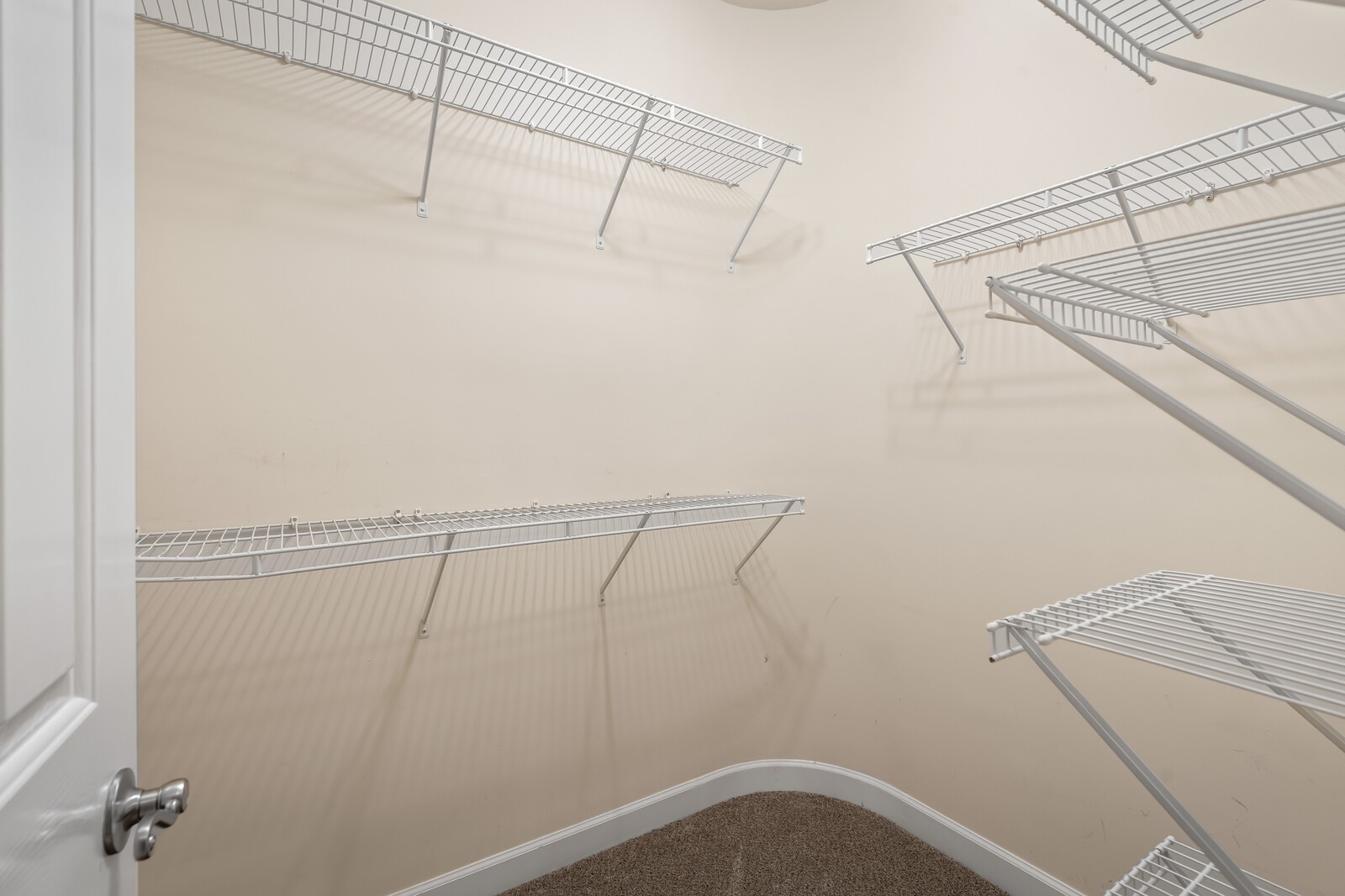 320 Riverstone Blvd Property Photo 18