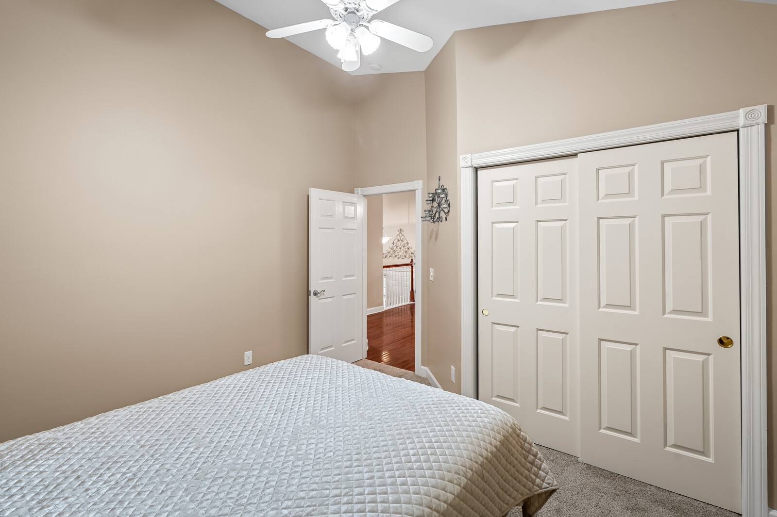 320 Riverstone Blvd Property Photo 22