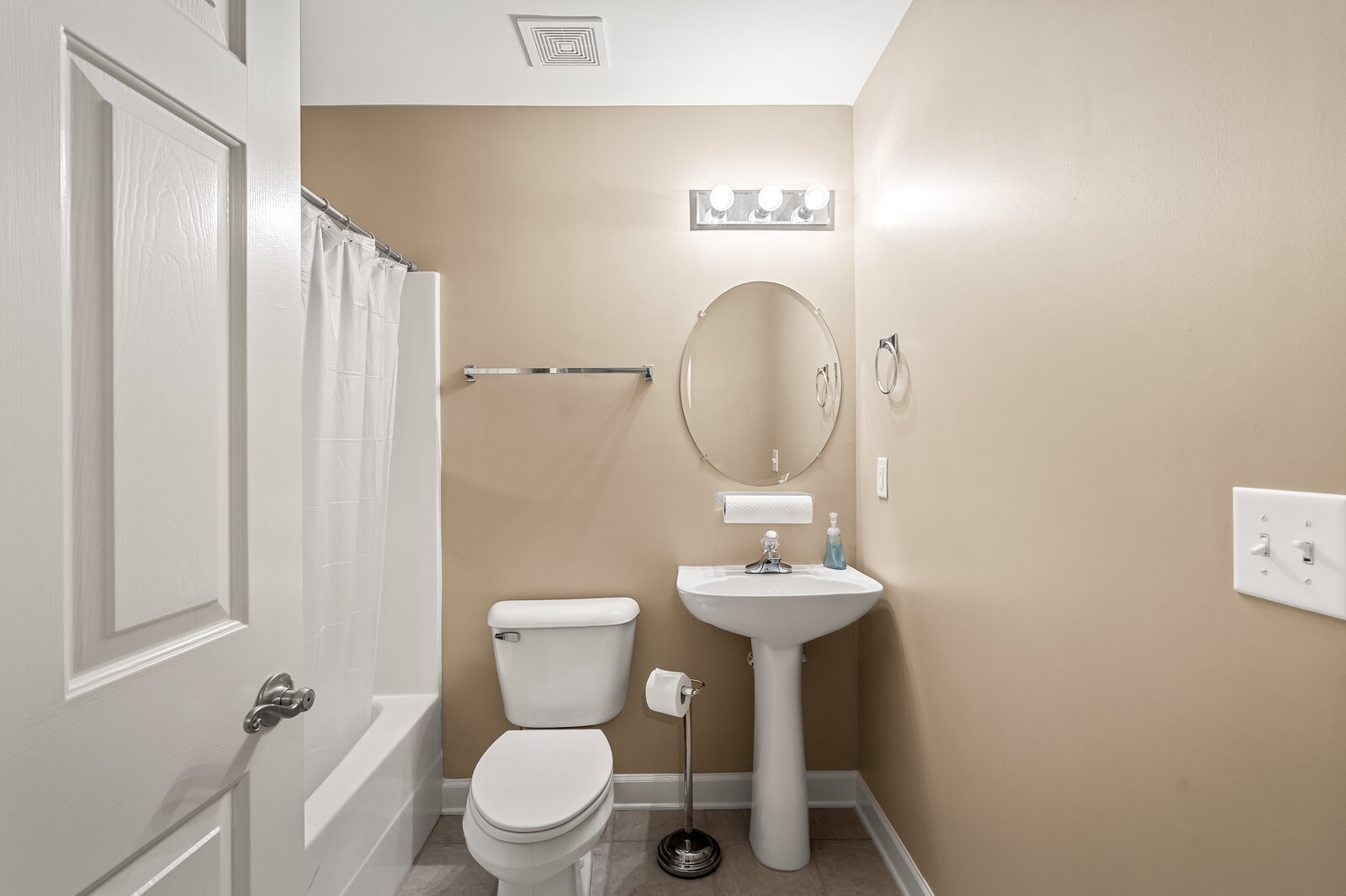 320 Riverstone Blvd Property Photo 28