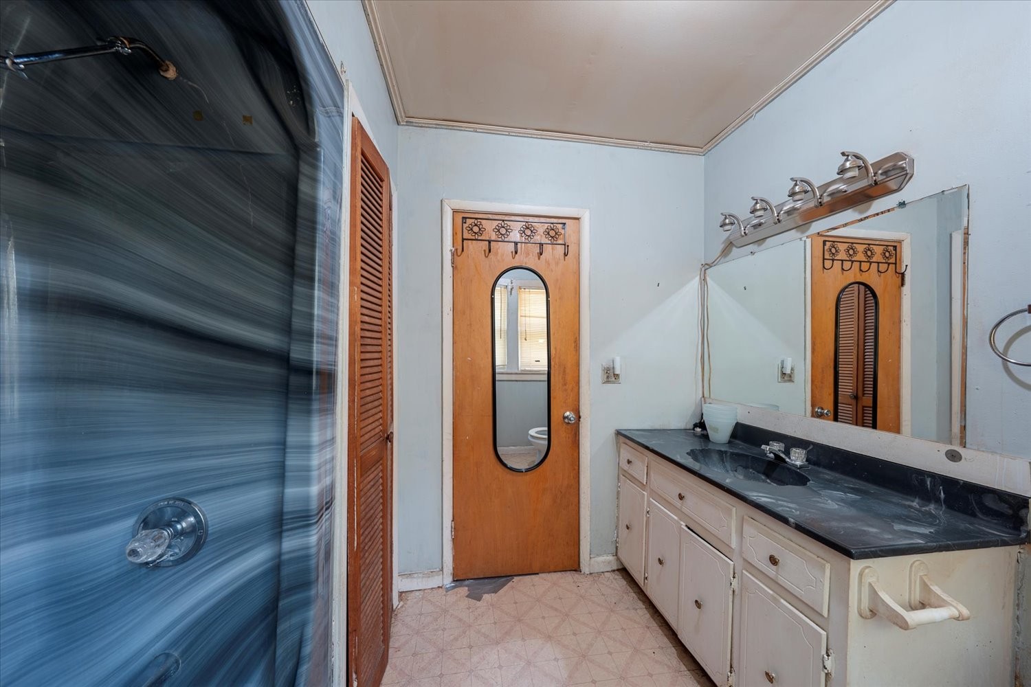 412 E College St Property Photo 14