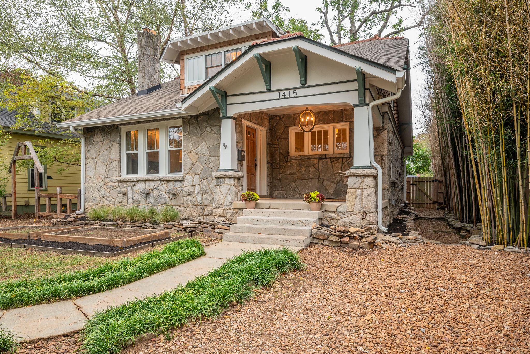 1415 Mckennie Ave Property Photo 3