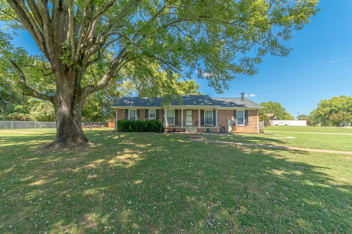 1880 Patricia Dr Property Photo 1