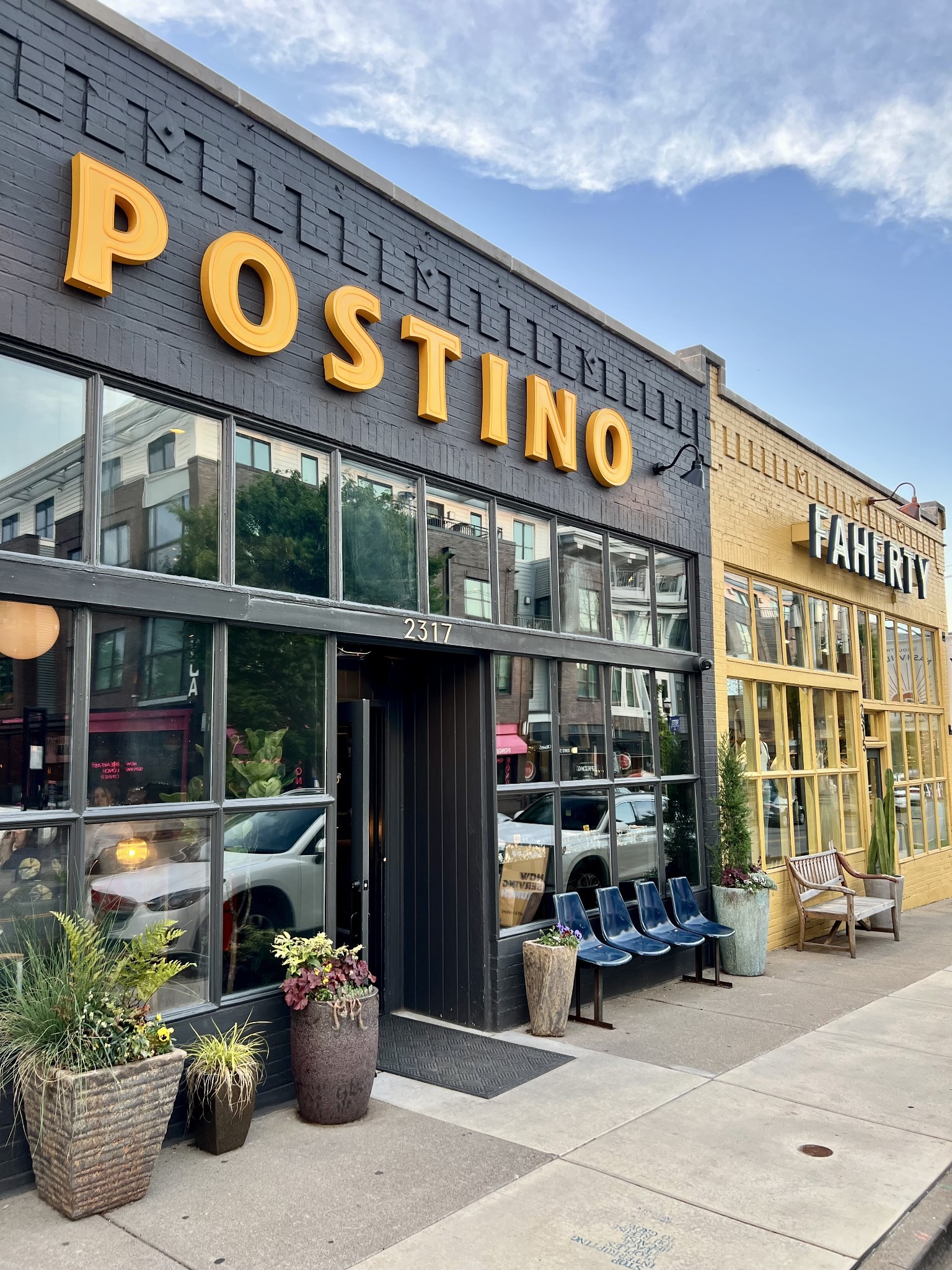 1033 Wedgewood Ave Property Photo 5