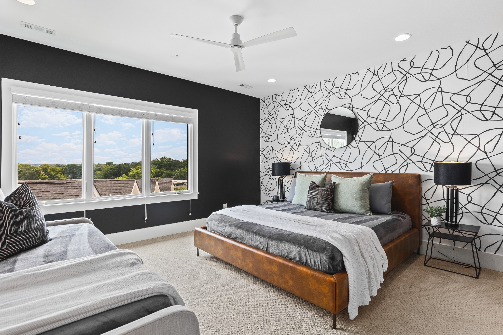 1033 Wedgewood Ave Property Photo 6