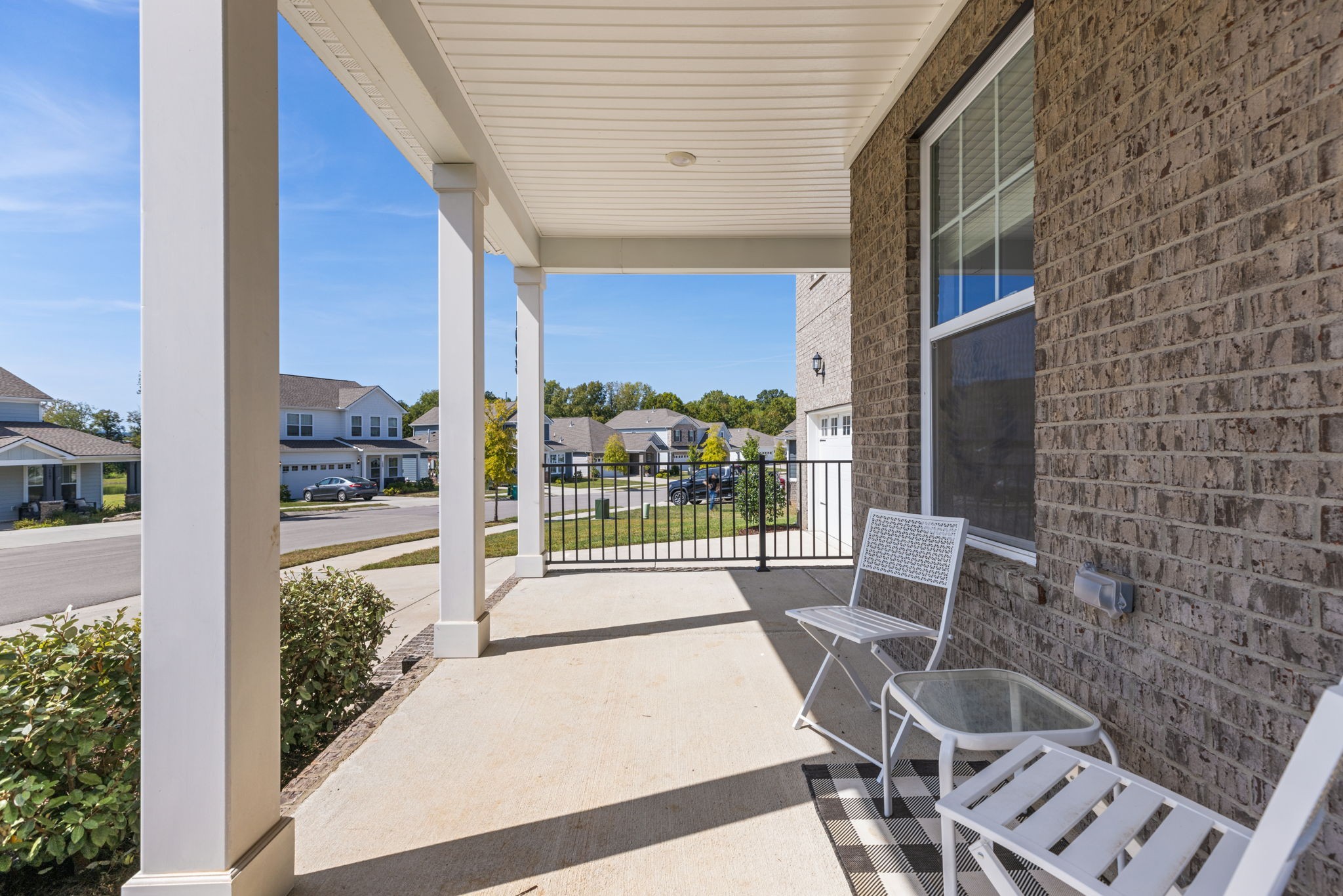 1006 Ewell Farm Cir Property Photo 3