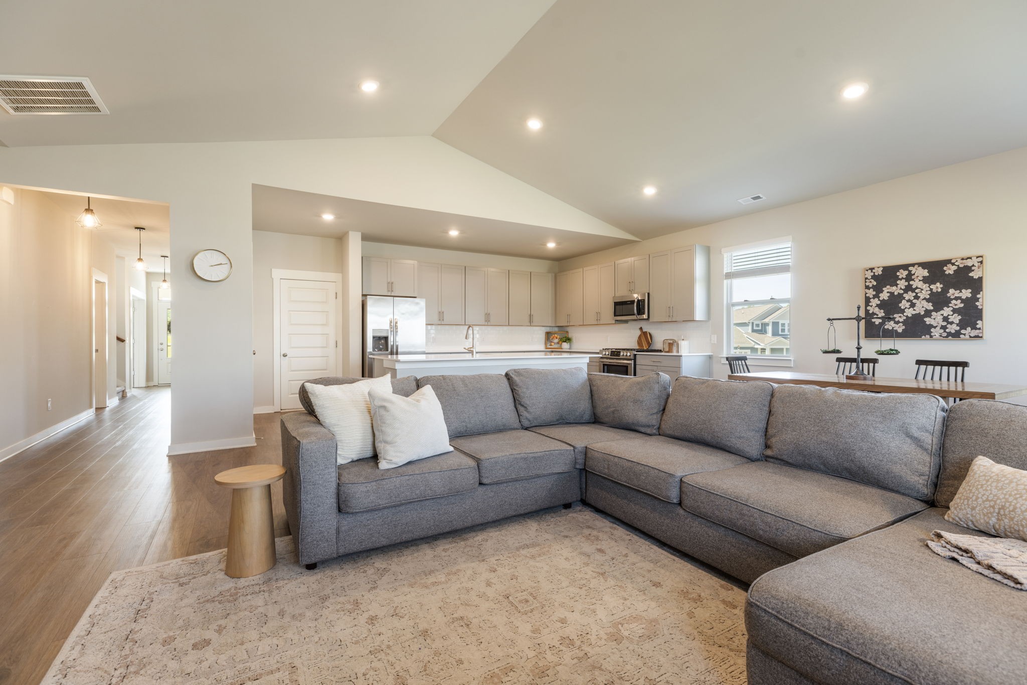 1006 Ewell Farm Cir Property Photo 9