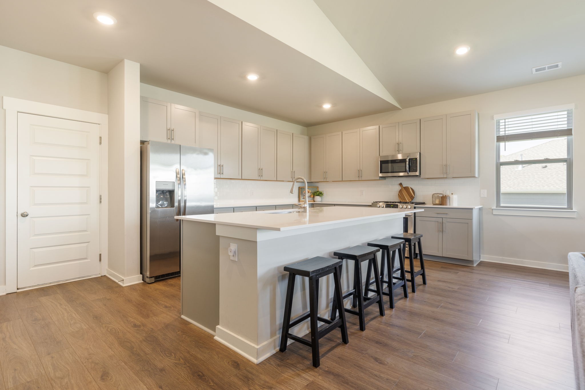 1006 Ewell Farm Cir Property Photo 11