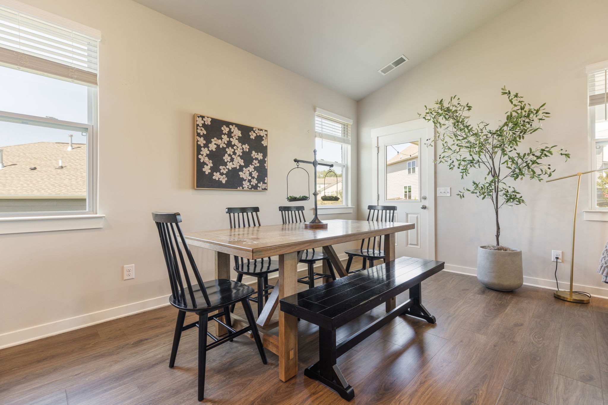 1006 Ewell Farm Cir Property Photo 15