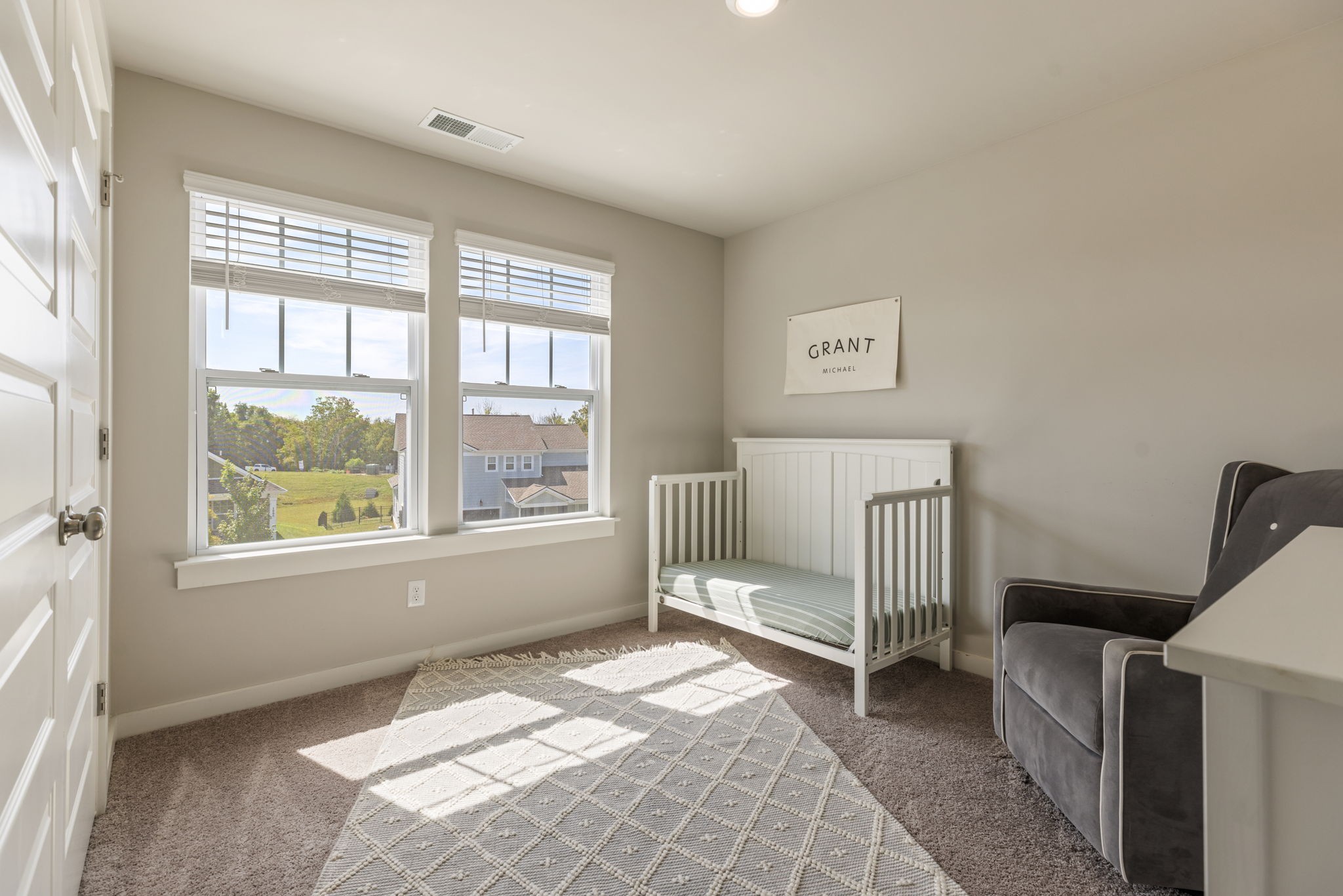 1006 Ewell Farm Cir Property Photo 32