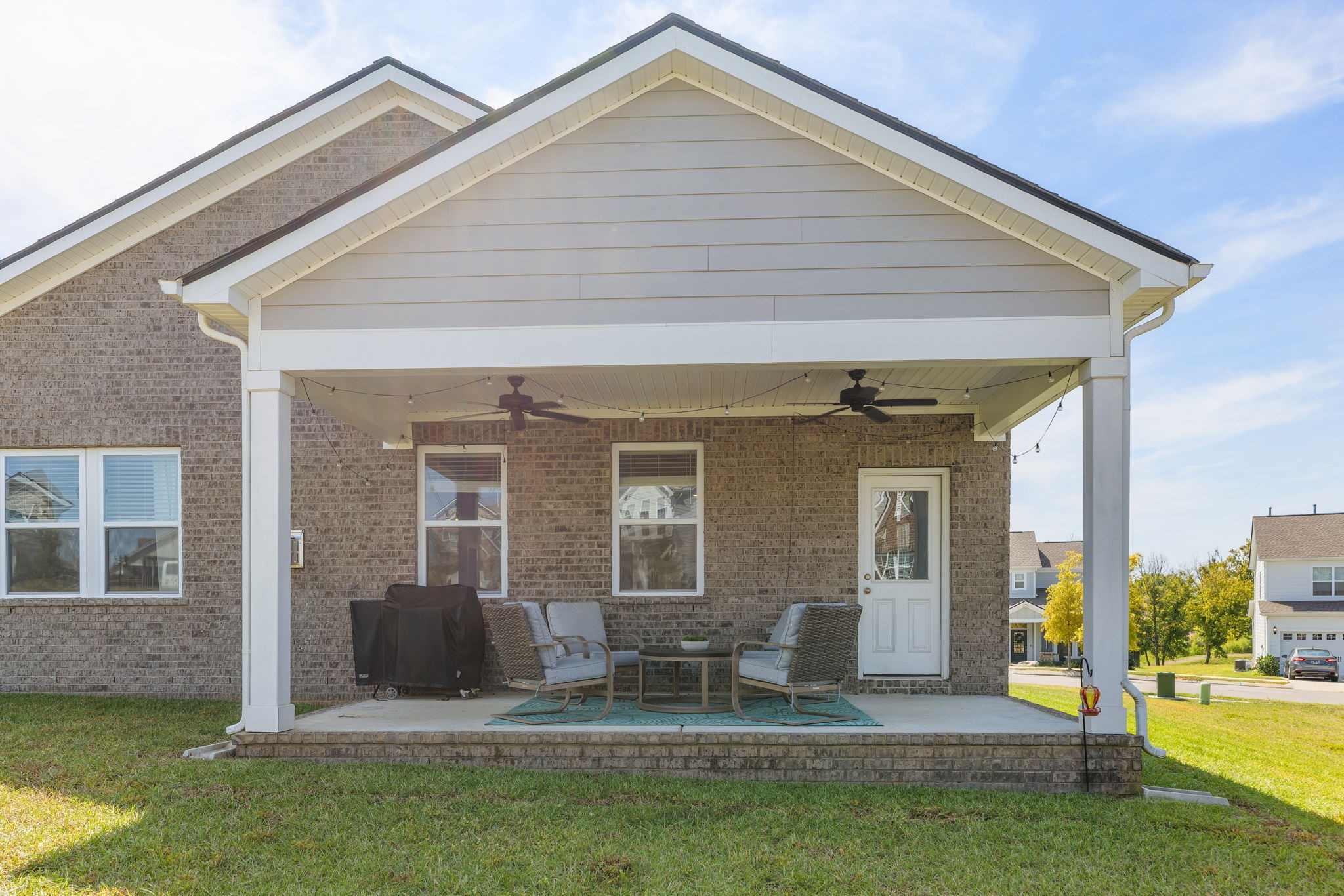 1006 Ewell Farm Cir Property Photo 35