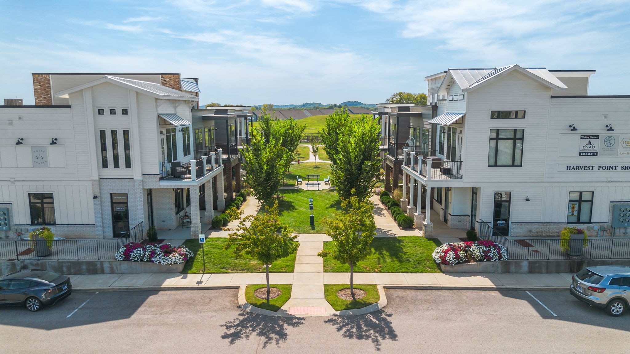 1006 Ewell Farm Cir Property Photo 49