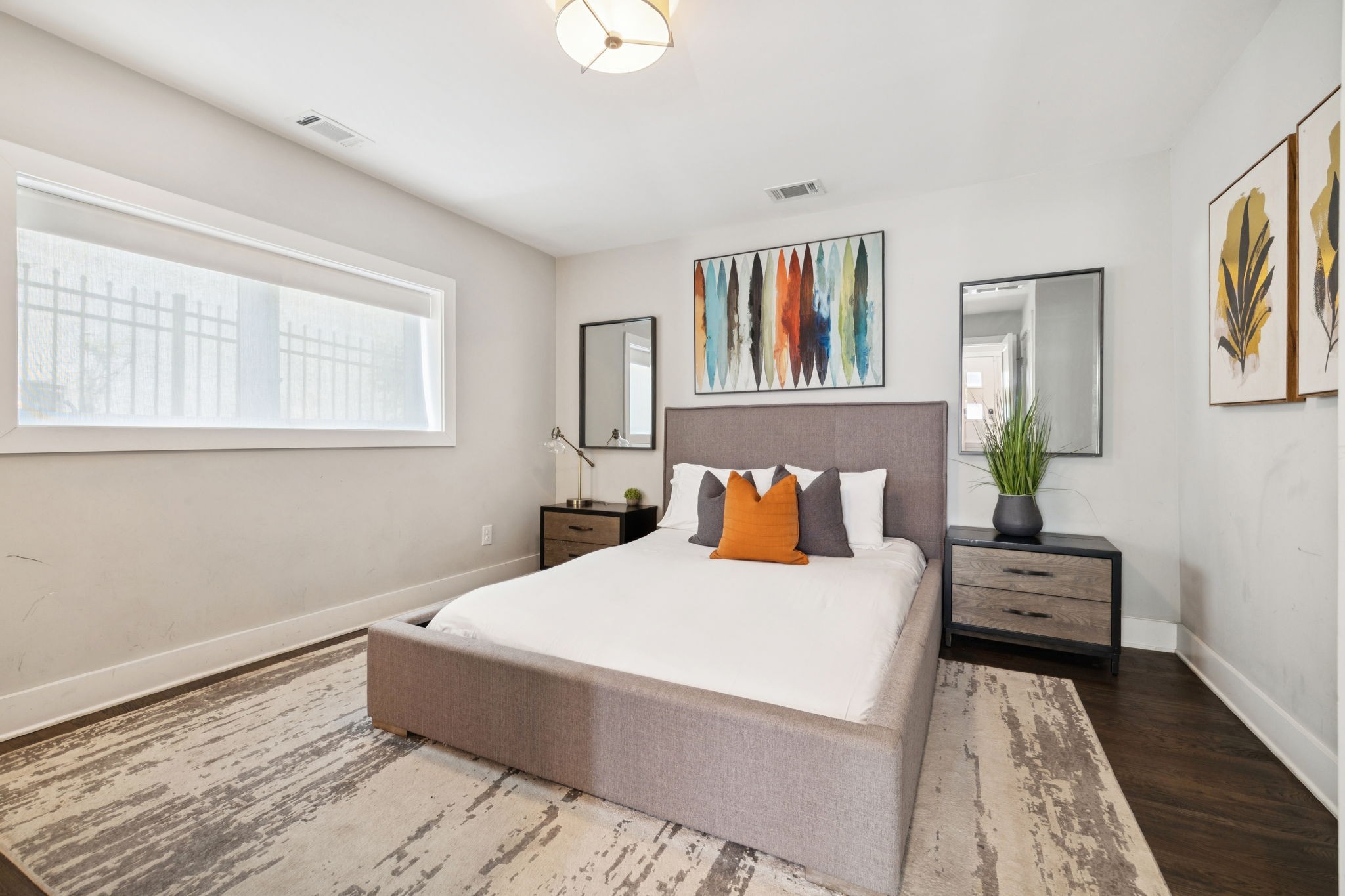 1011b 12th Ave, N Property Photo 4