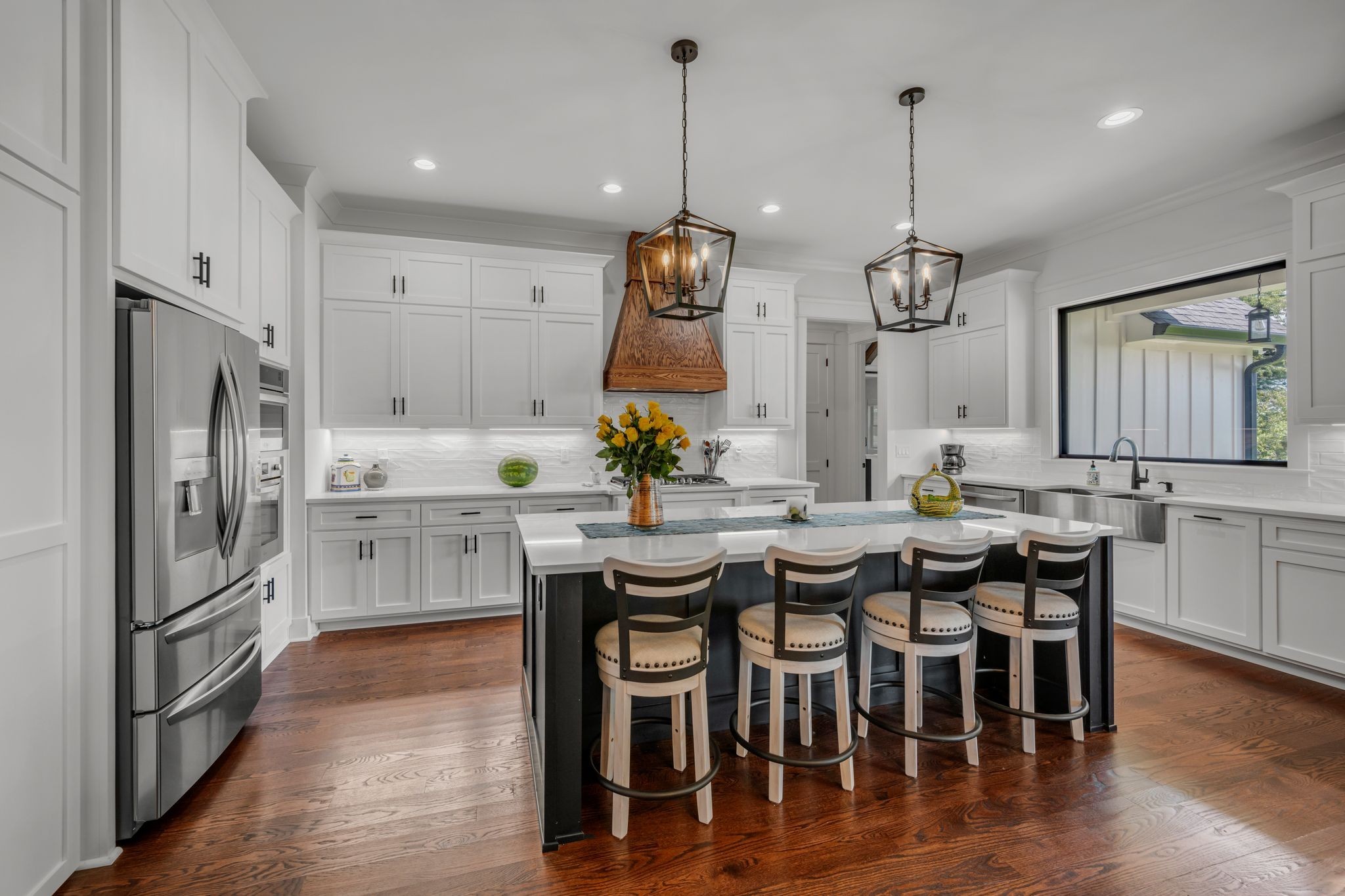 445 Old Pond Ln Property Photo 18