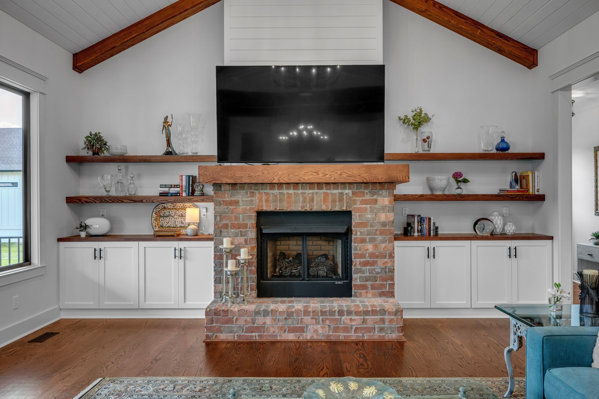 445 Old Pond Ln Property Photo 34