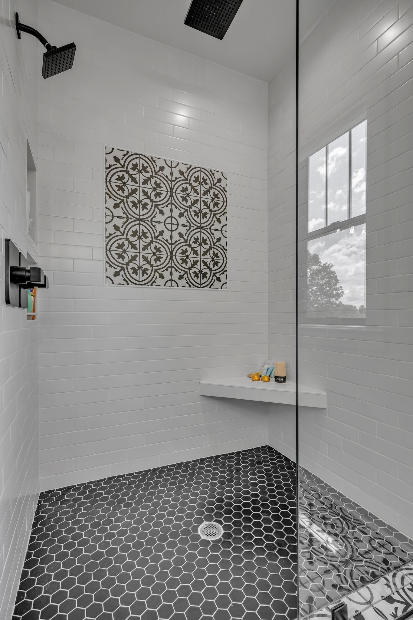 445 Old Pond Ln Property Photo 45