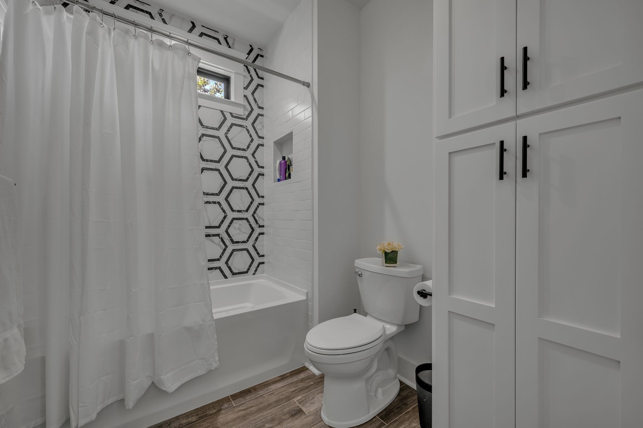 445 Old Pond Ln Property Photo 54