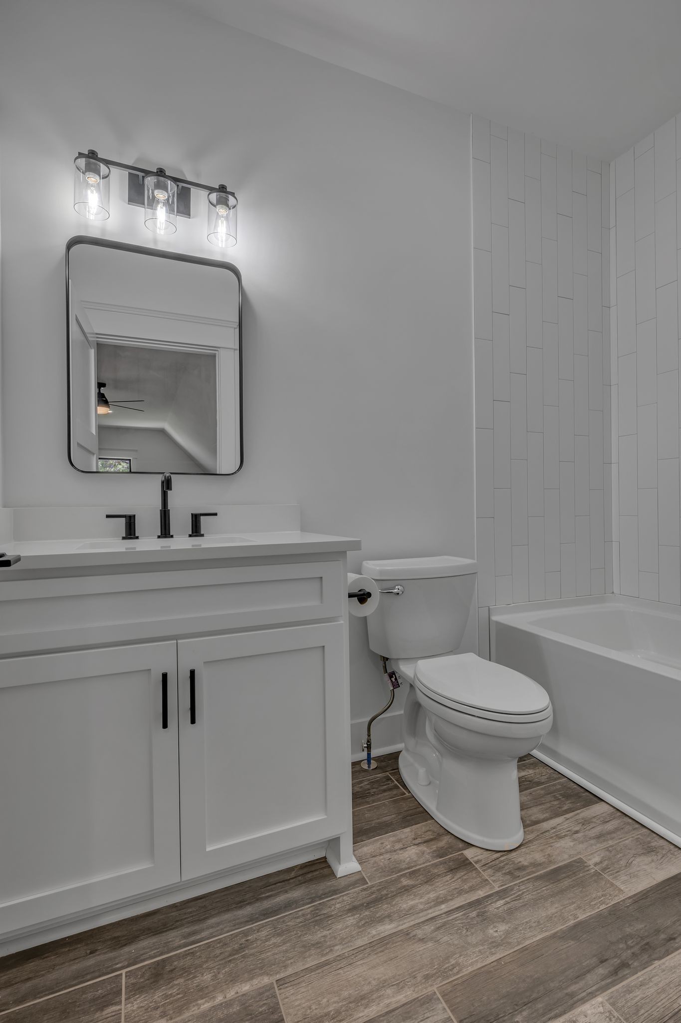 445 Old Pond Ln Property Photo 59