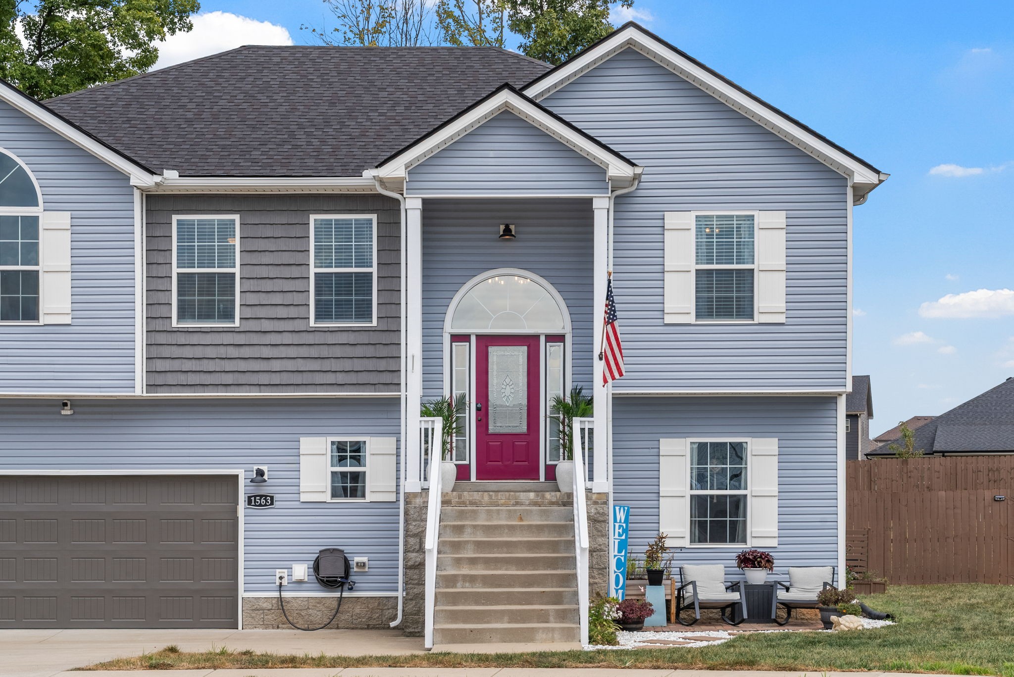 1563 Variance Dr Property Photo 3