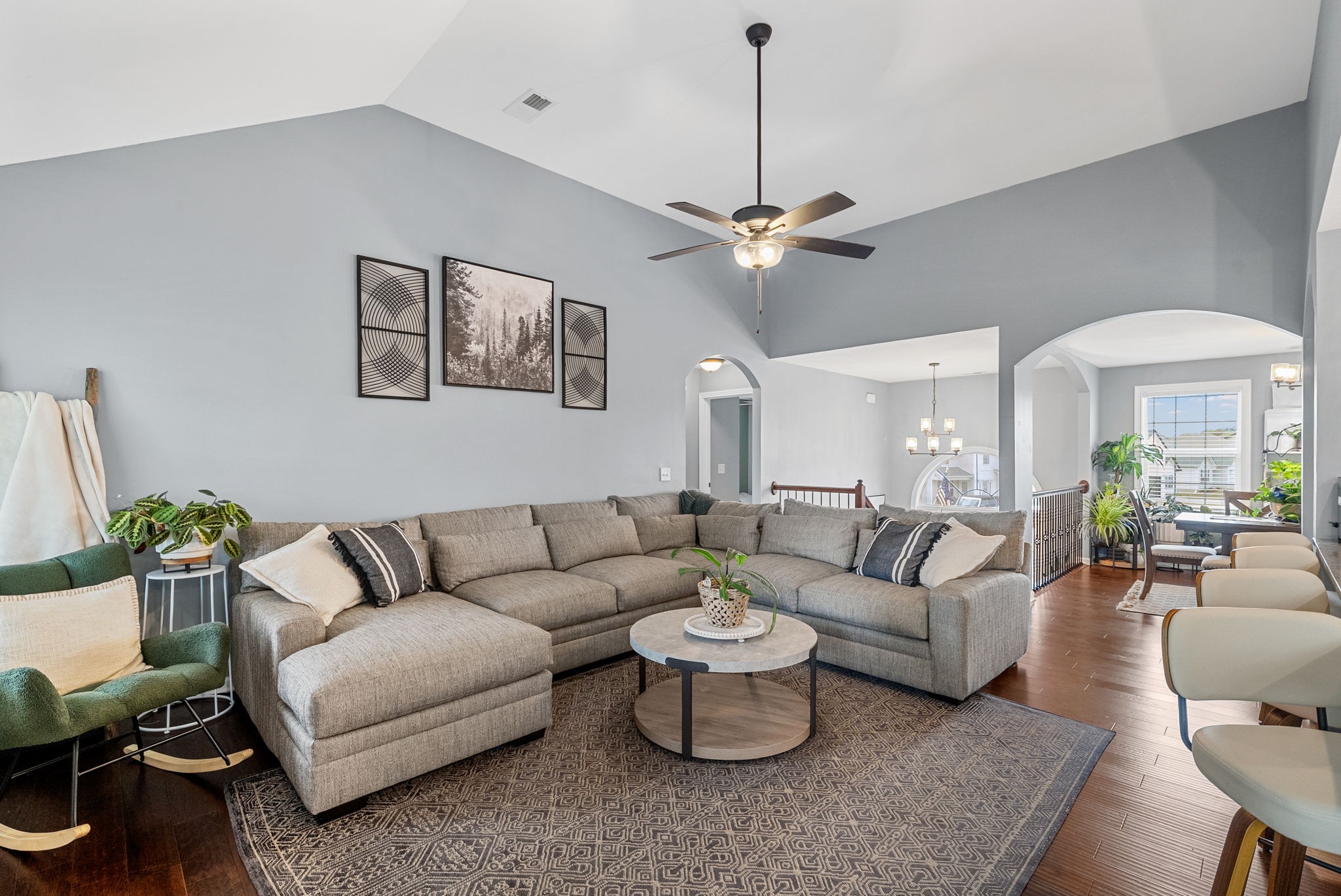 1563 Variance Dr Property Photo 6