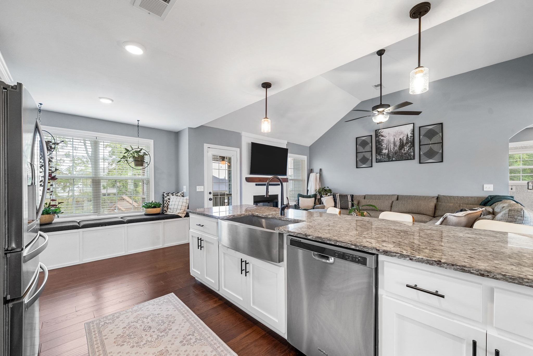 1563 Variance Dr Property Photo 13