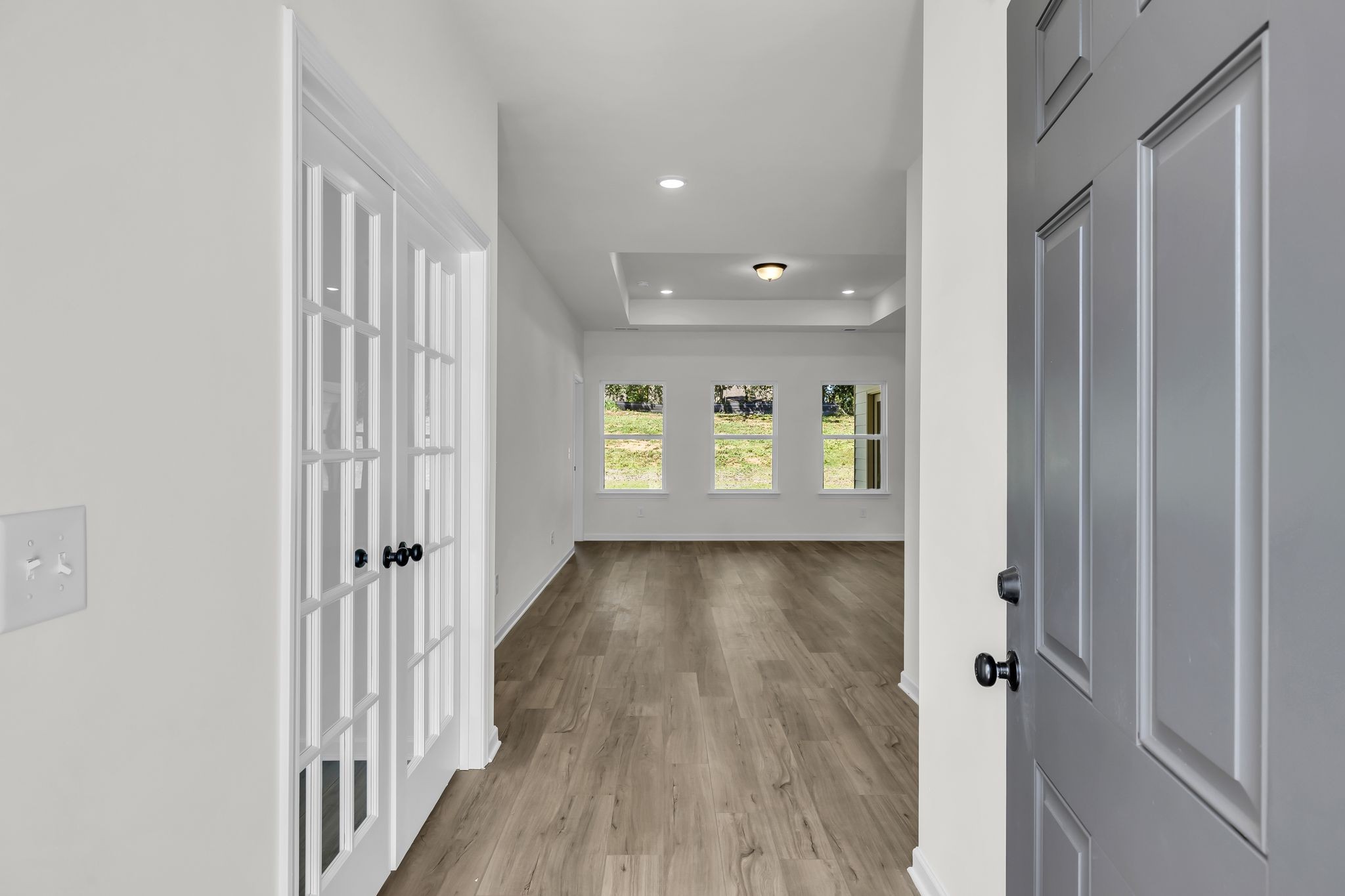 553 Nightengale Ridge Dr Property Photo 6