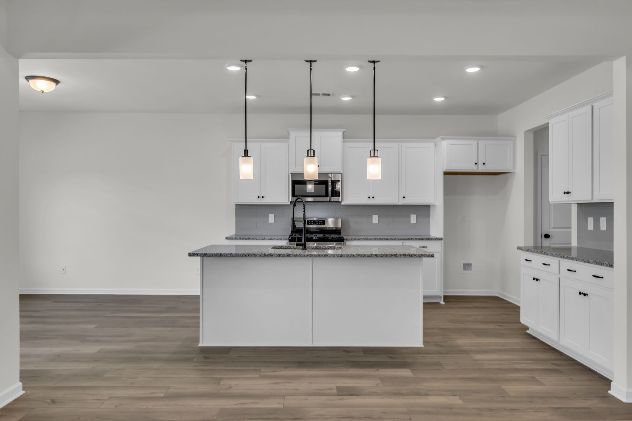 553 Nightengale Ridge Dr Property Photo 11